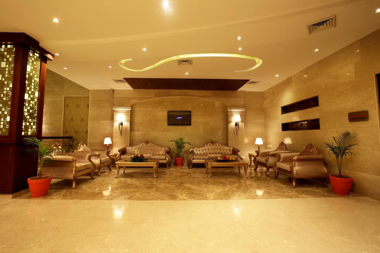 Days Hotel By Wyndham Panipat Exterior photo