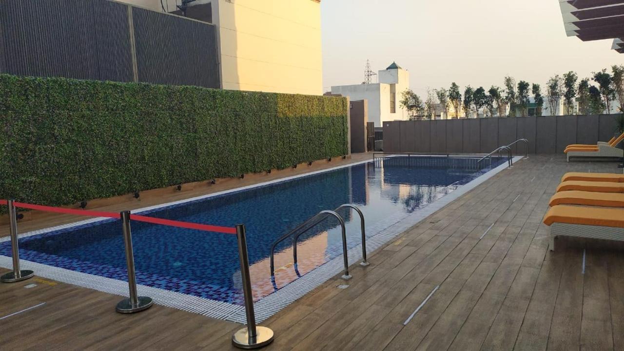Days Hotel By Wyndham Panipat Exterior photo